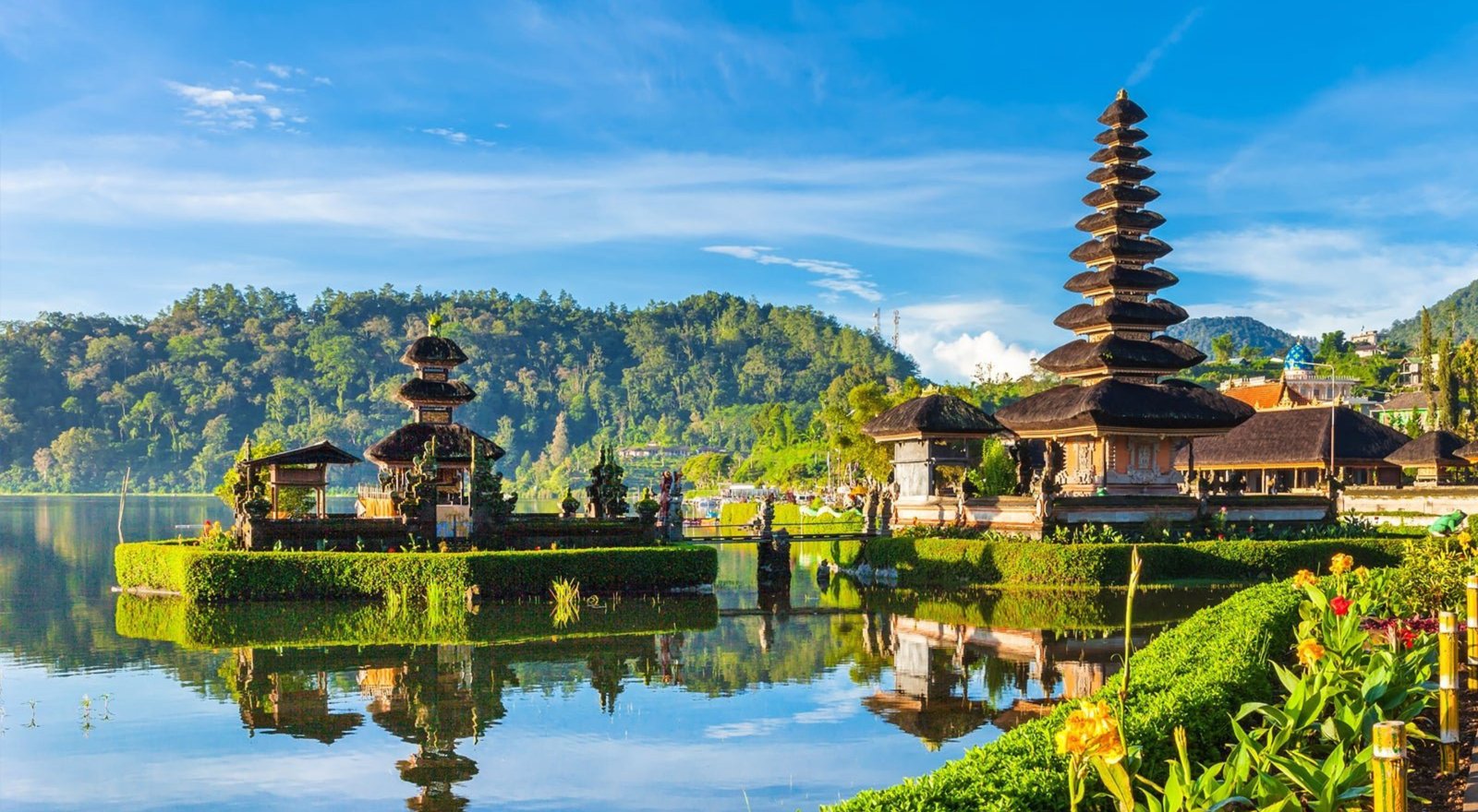 Beautiful Indonesia and Malaysia Tour Package