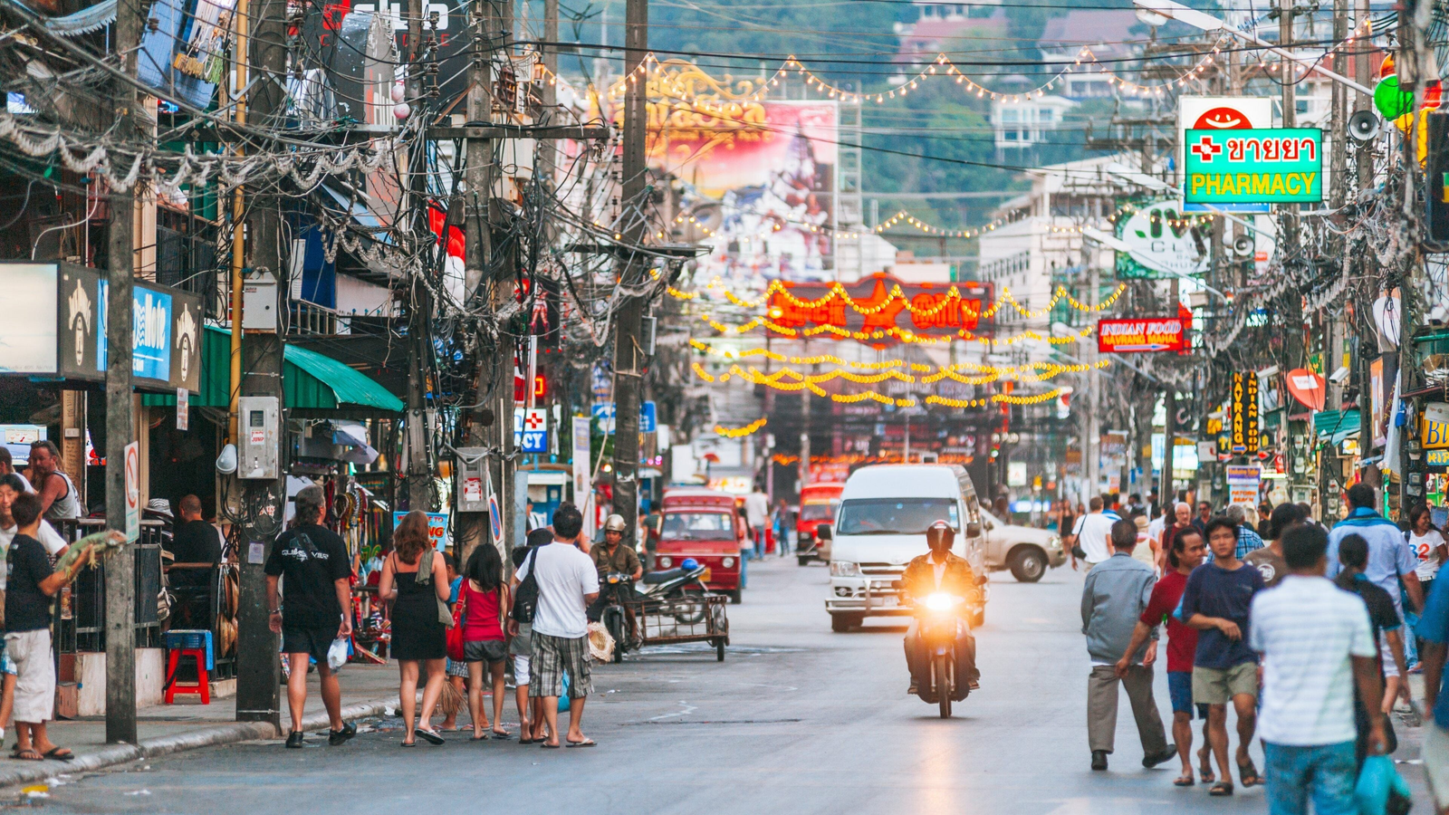 Magnificent Tour Package from Bangladesh to Pattaya, Phuket, and Bangkok